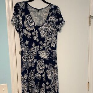 Talbots maxi dress with Navy and White Paisley Design